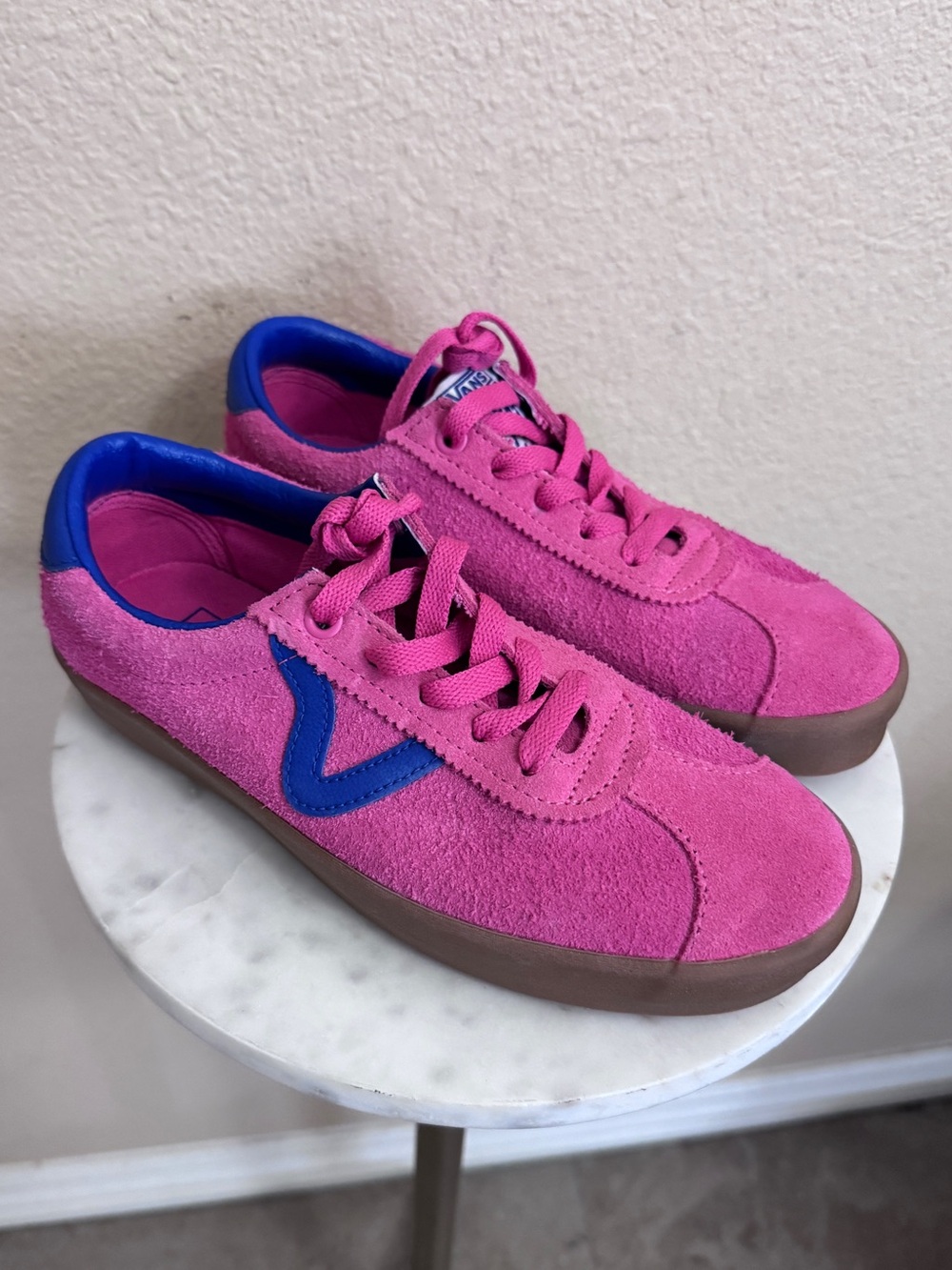 Vans Blokecore retro inspired low top pink & blue hairy suede sneakers size 6.5